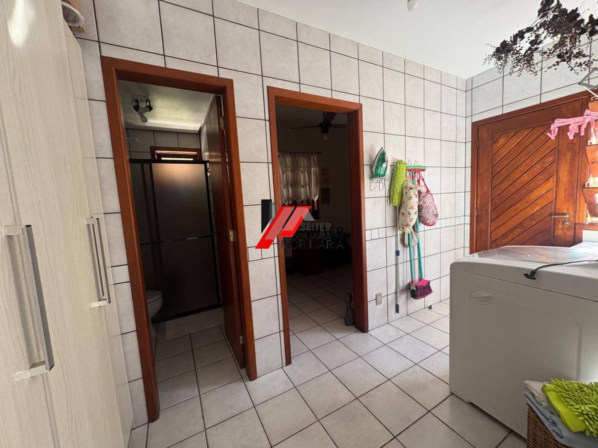 Casa a venda no João paulo próximo ao floripa shopping