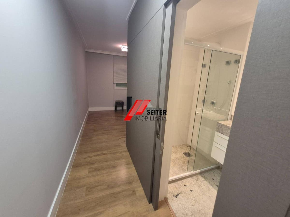 Apartamento de 2 dormitórios alto padrão para locação na Agronômica Florianópolis
