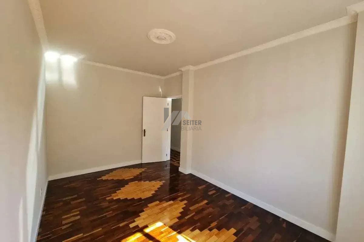 Apartamento 4 dormitórios suite venda Centro Florianópolis