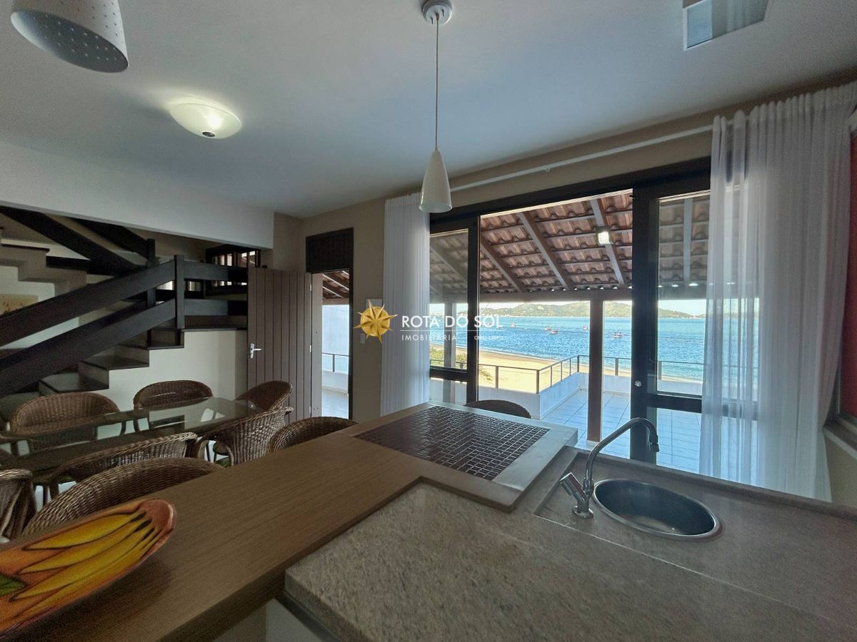 Casa frente mar à venda Praia Zimbros Bombinhas SC — foto 10
