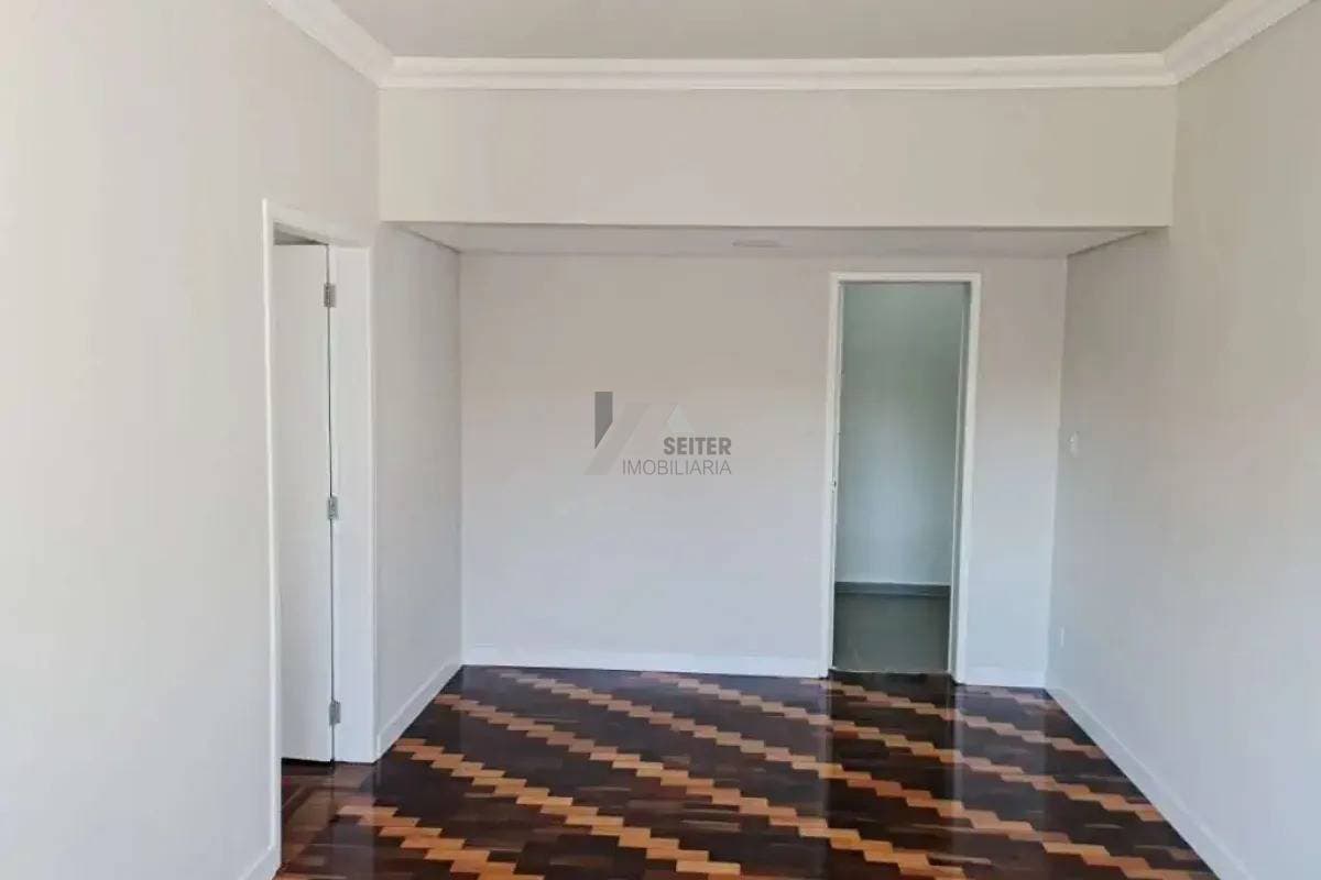 Apartamento 4 dormitórios suite venda Centro Florianópolis