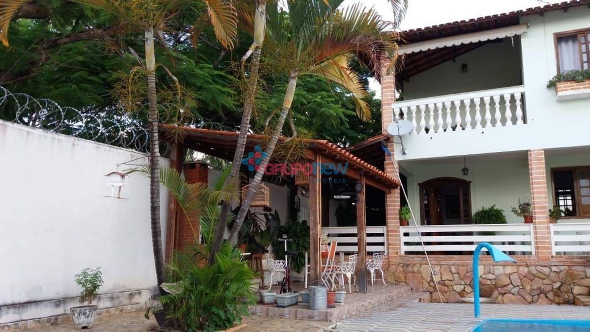 Casa com 4 quartos, à Venda - Joana D'arc - Lagoa Santa
