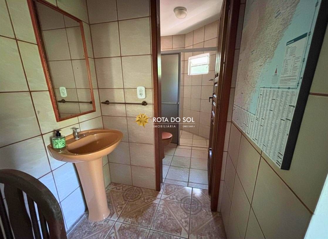 Casa 4 Dormitórios Praia Bombas Bombinhas SC - 20