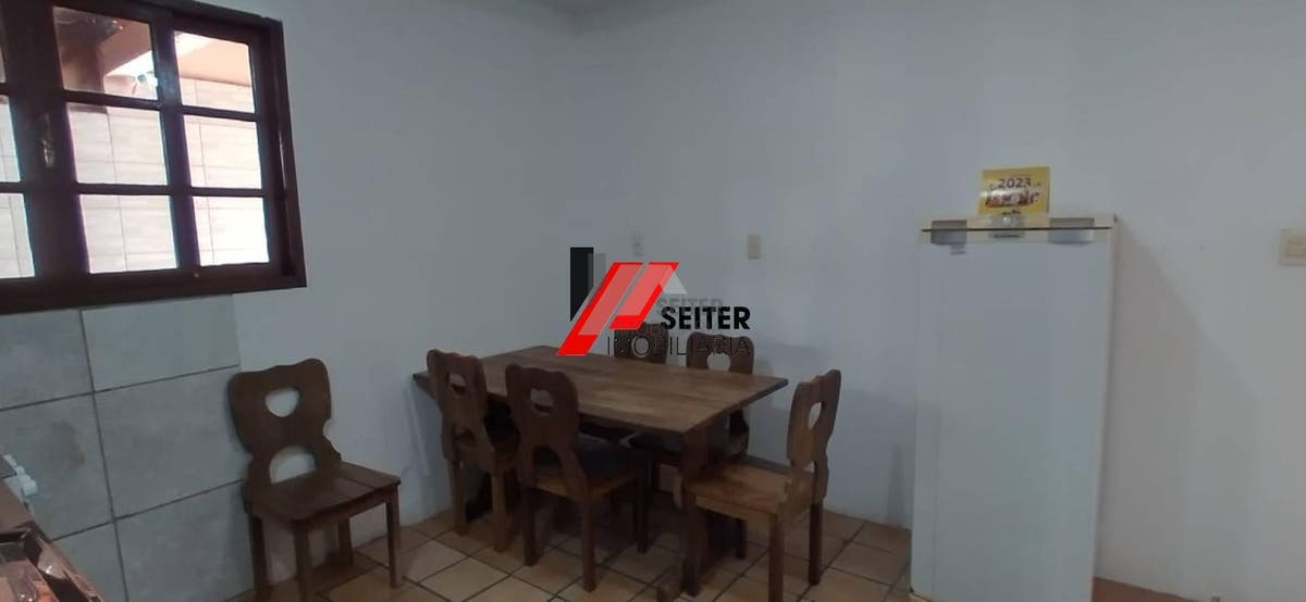 Casa á venda na trindade Florianópolis