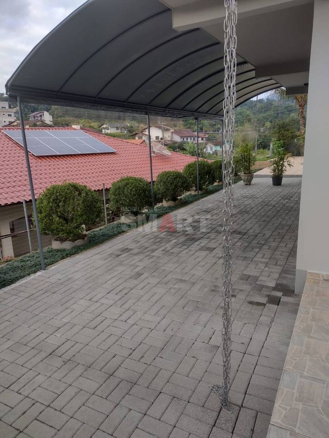 Casa com 3 Quartos Sendo 1 Suite no Bairro Estrada Nova