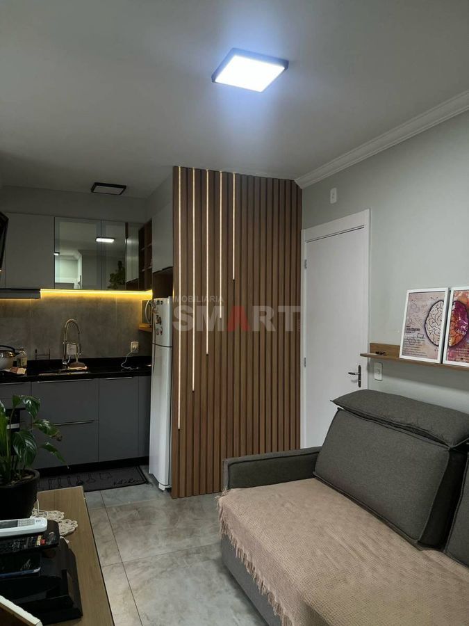 Apartamento Mobiliado na Ilha da Figueira com 2 Quartos e Elevador