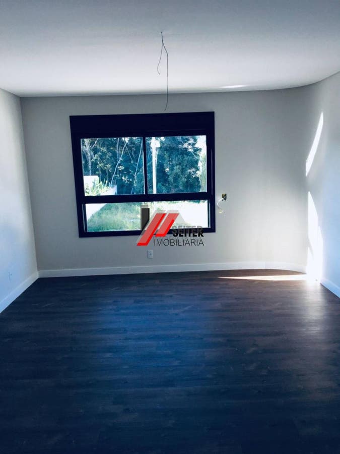 Casa a venda 3 dormitórios, sendo 3 suítes com 2 vagas de garagem em Localização privilegiada de santo Antônio de Lisboa