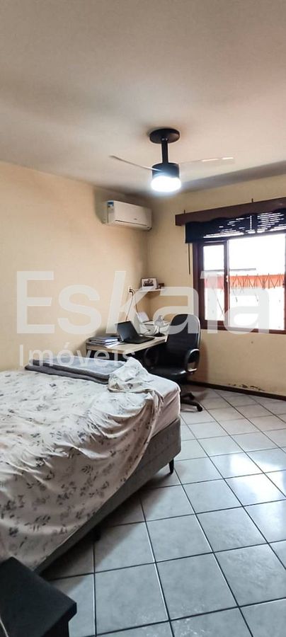 Casa Residencial Com 03 Dormitórios, Localizada no Bairro Vila Lalau, Jaragua do Sul