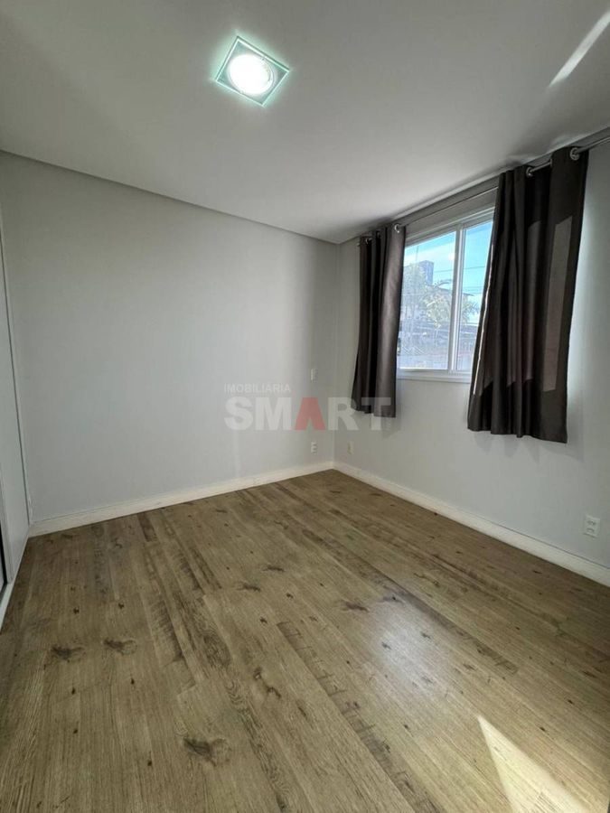 Apartamento no Jaraguá Esquerdo com 1 Suíte e 2 Quartos