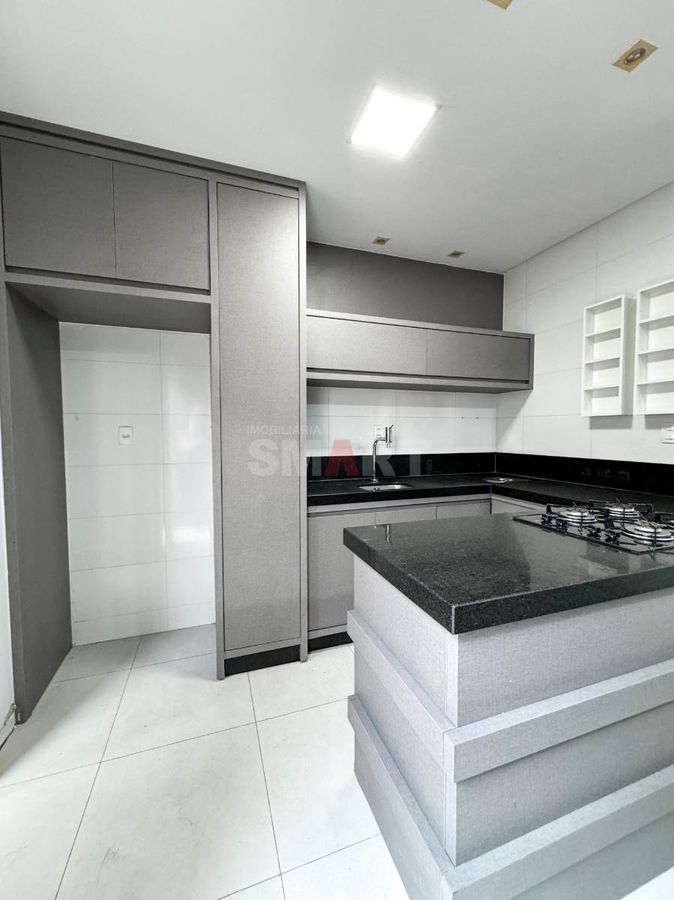 Casa Geminada em Condomínio Fechado no Amizade
