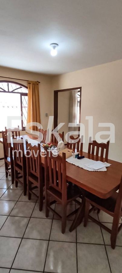 Casa Residencial Com 03 Dormitórios, Localizada no Bairro Vila Lalau, Jaragua do Sul