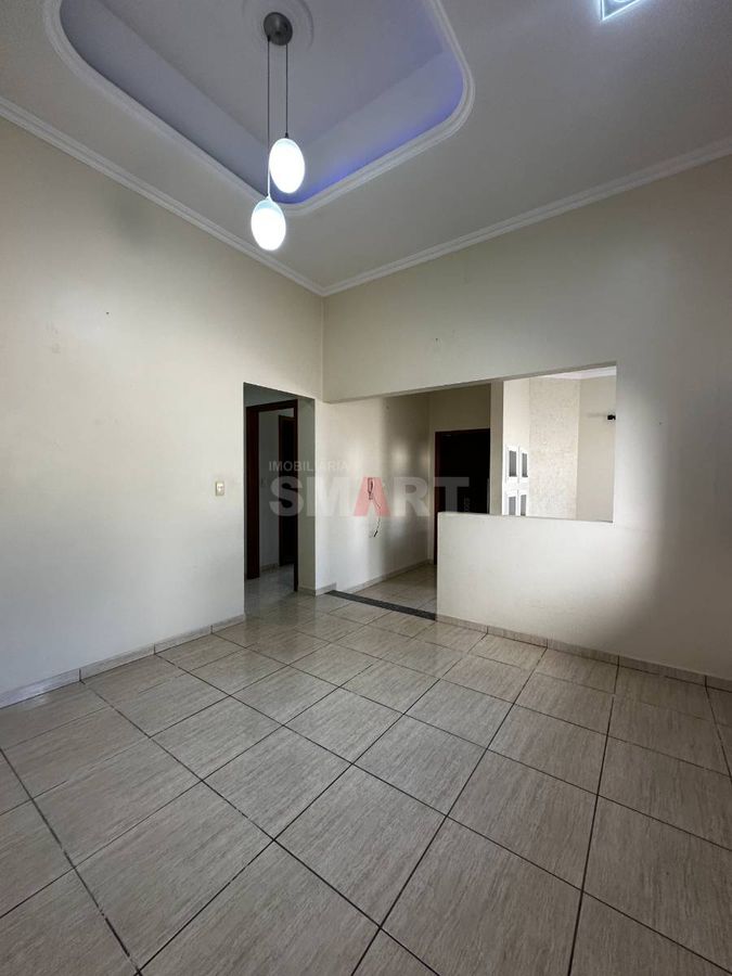 Casa Semimobiliada Suíte + 02 Dormitórios em Três Rios