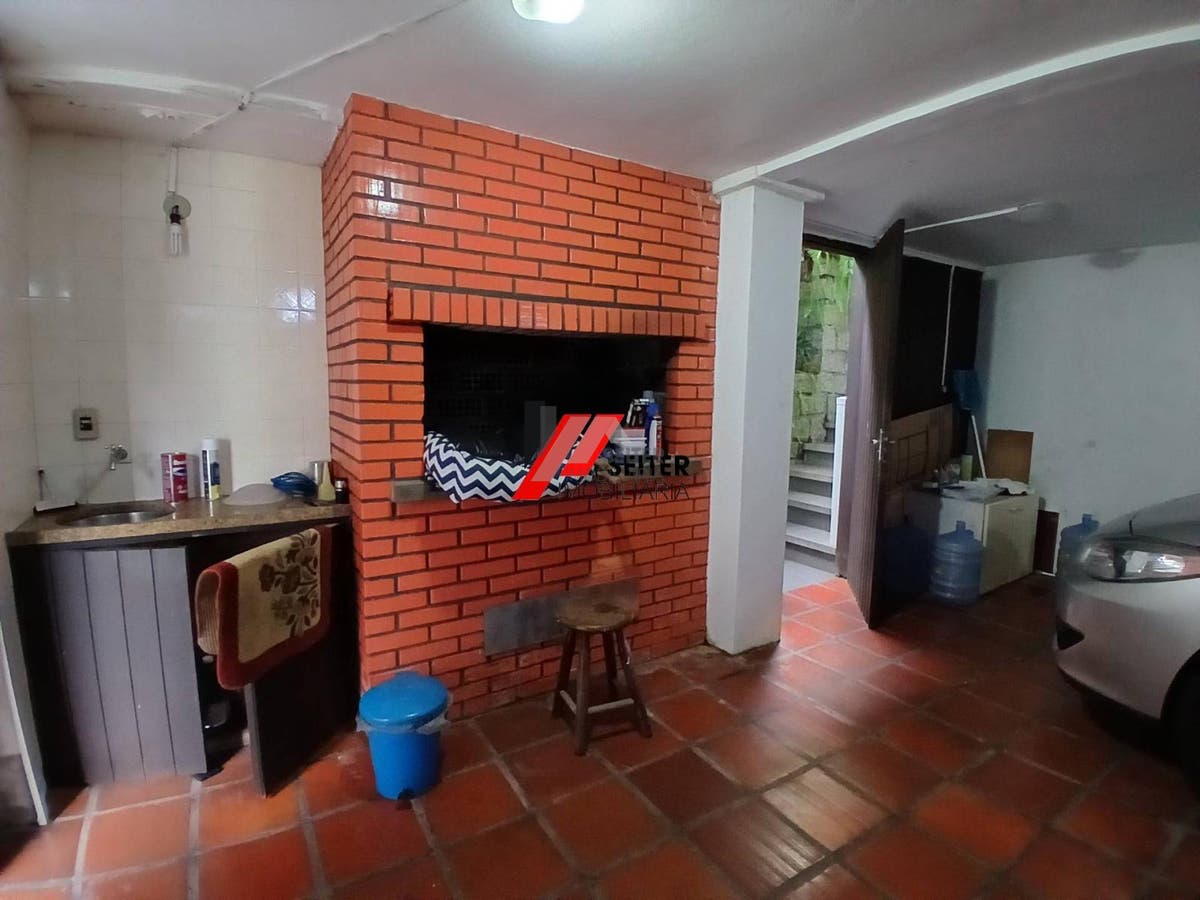 Casa a venda na carvoeira, Florianópolis.