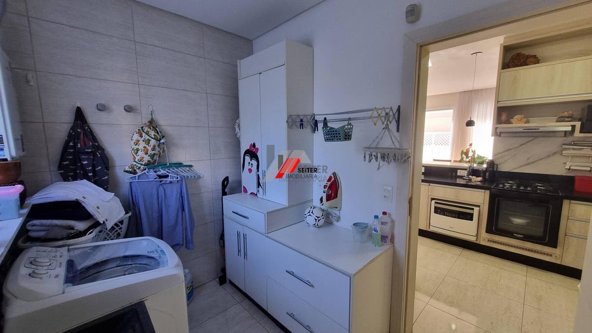 Casa de 3 suites a venda Lagoa da Conceiçao Florianopolis com 352 metros de area util