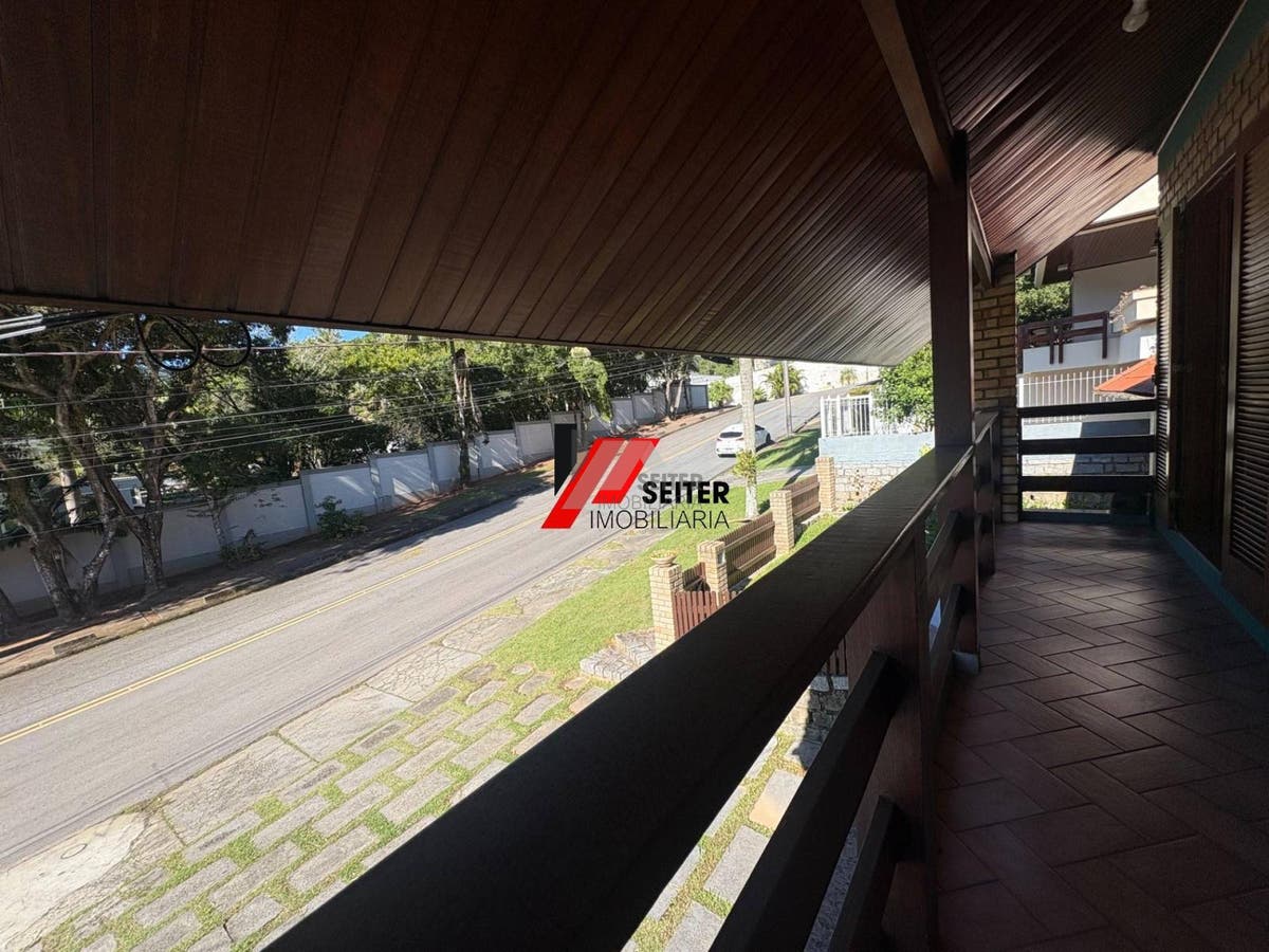 Casa a venda no João paulo próximo ao floripa shopping