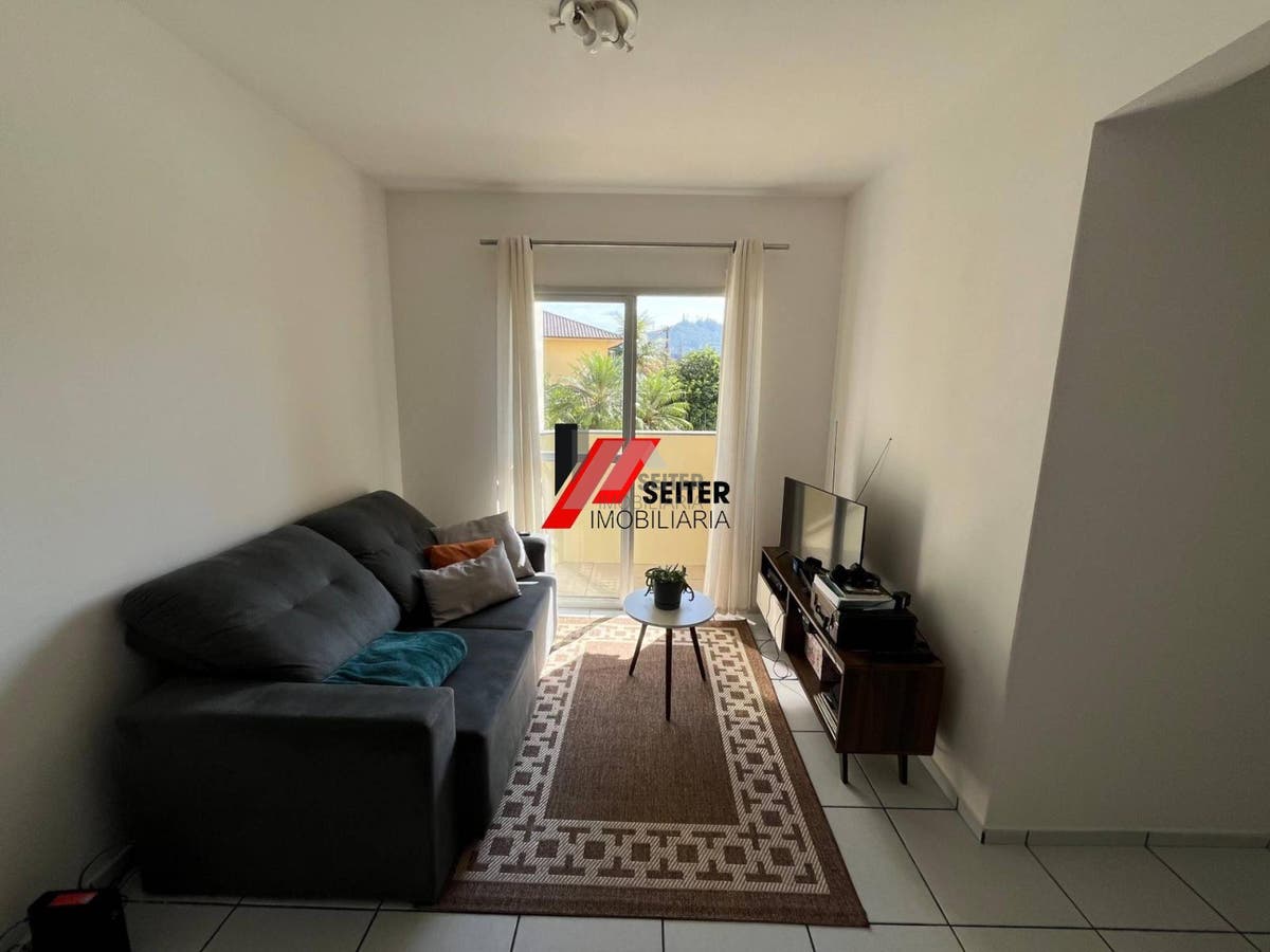 Apartamento á venda no bairro Córrego Grande em Florianópolis
