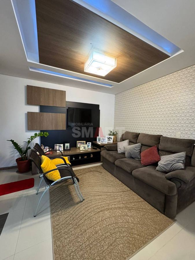 Apartamento Mobiliado com 1 Suíte mais 2 Quartos no Bairro Nova Brasília