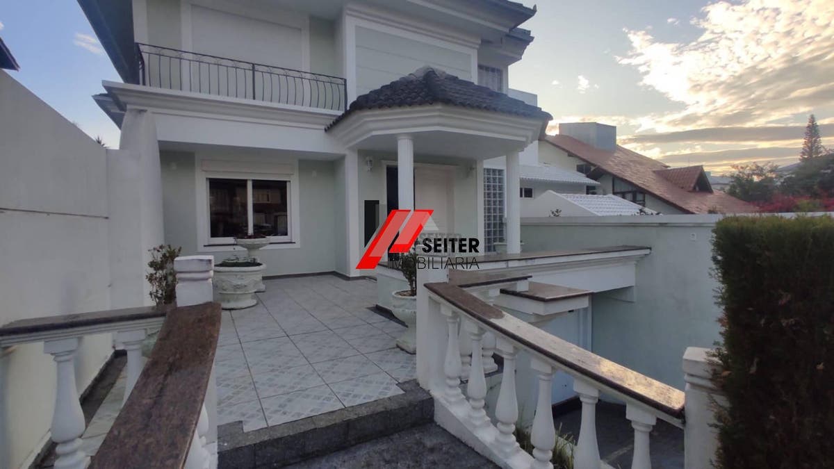Casa para venda no Joao Paulo 5 dormitorios 500 m²