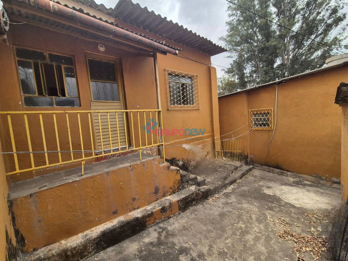 Casa , à Venda - Cachoeirinha - Belo Horizonte