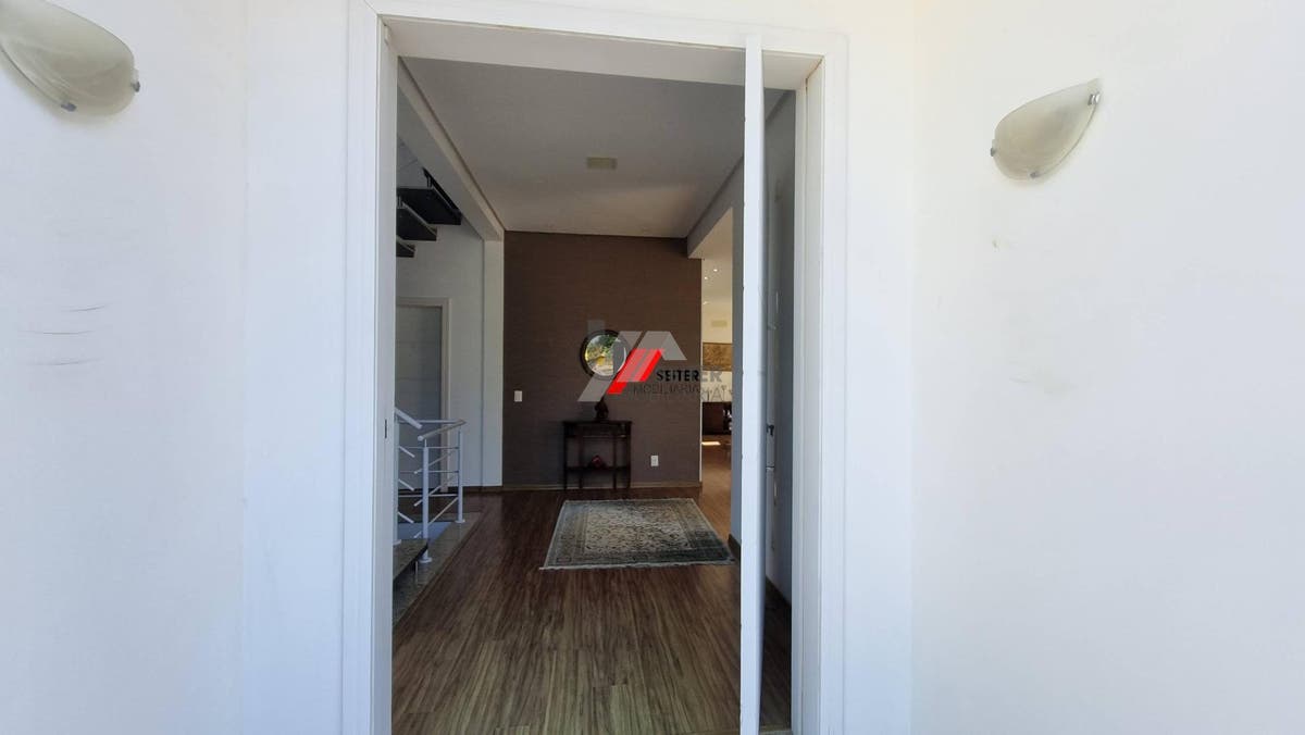 Casa de 3 suites a venda Lagoa da Conceiçao Florianopolis com 352 metros de area util