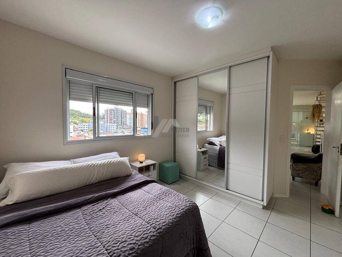 Cobertura 3 suites alugar Trindade florianopolis