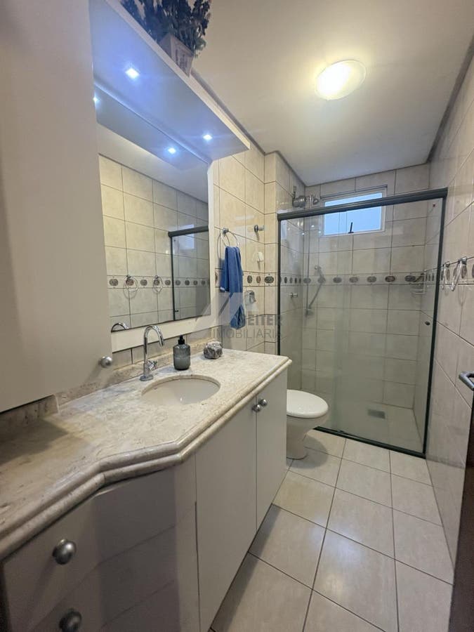 Apartamento de 3 dormitorios e 1 vaga a venda no Itacorubi