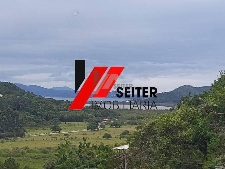 Casa de 4 dormitorios a venda Sambaqui Florianopolis