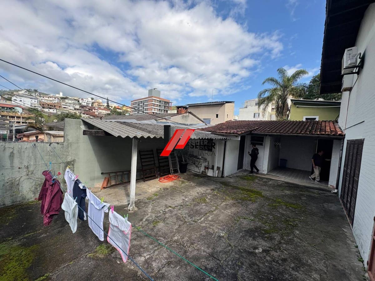 Casa a venda na carvoeira, Florianópolis.