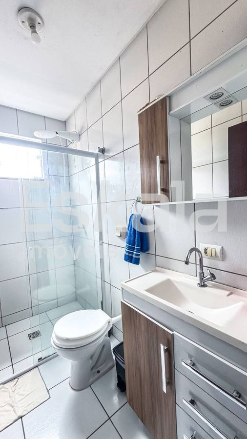 Apartamento Semi-Mobiliado com 03 Dormitórios Ilha da Figueira - Guaramirim