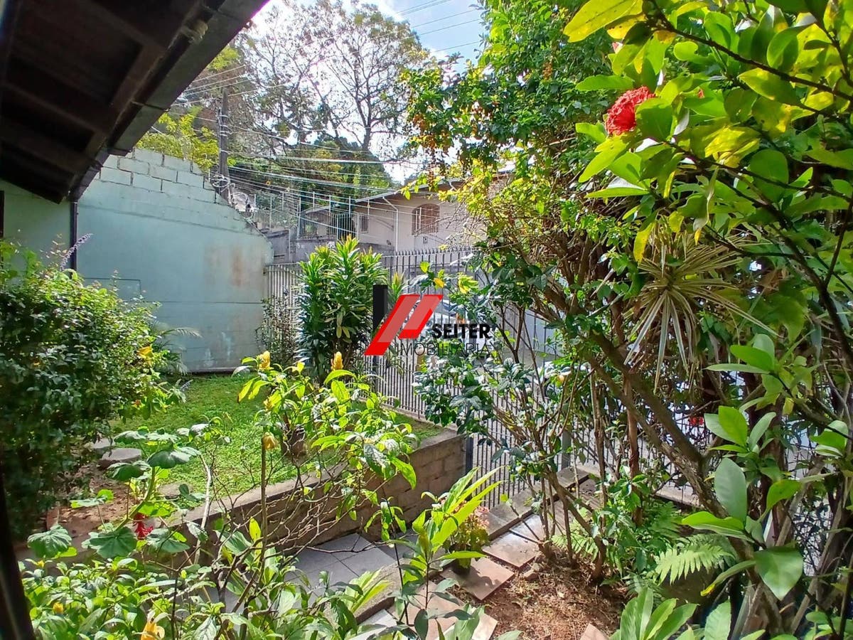 Casa a venda na carvoeira, Florianópolis.