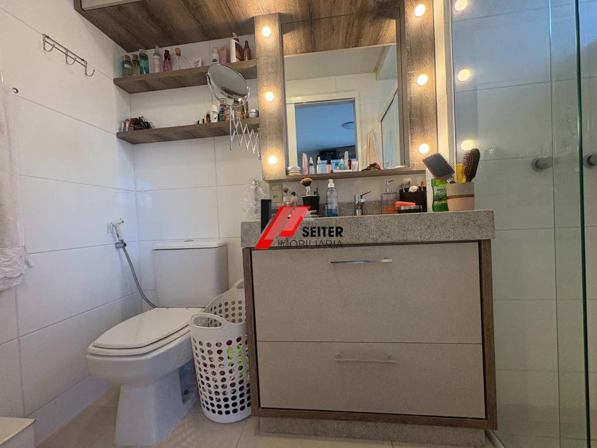 Apartamento Mobiliado a Venda Itacorubi Florianopolis