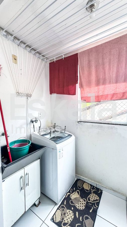Apartamento Semi-Mobiliado com 03 Dormitórios Ilha da Figueira - Guaramirim