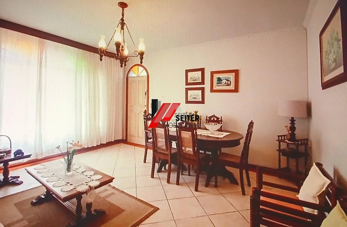 Casa à venda na trindade Florianópolis