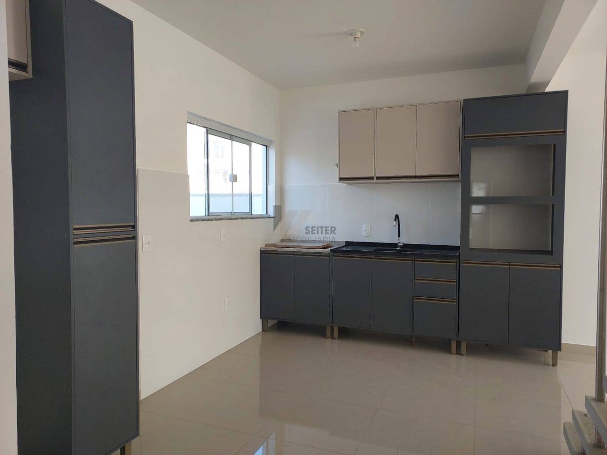 Casa a venda no Carianos Florianopolis