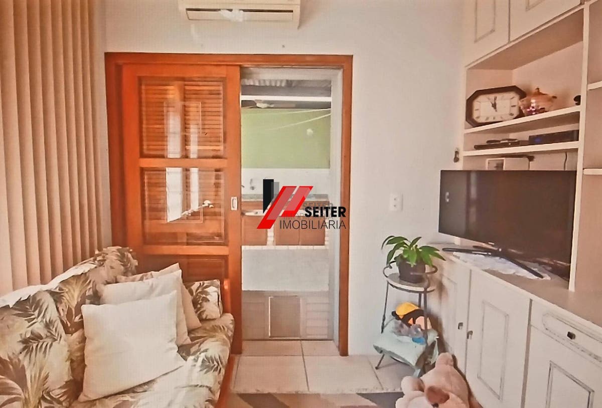 Casa à venda na trindade Florianópolis