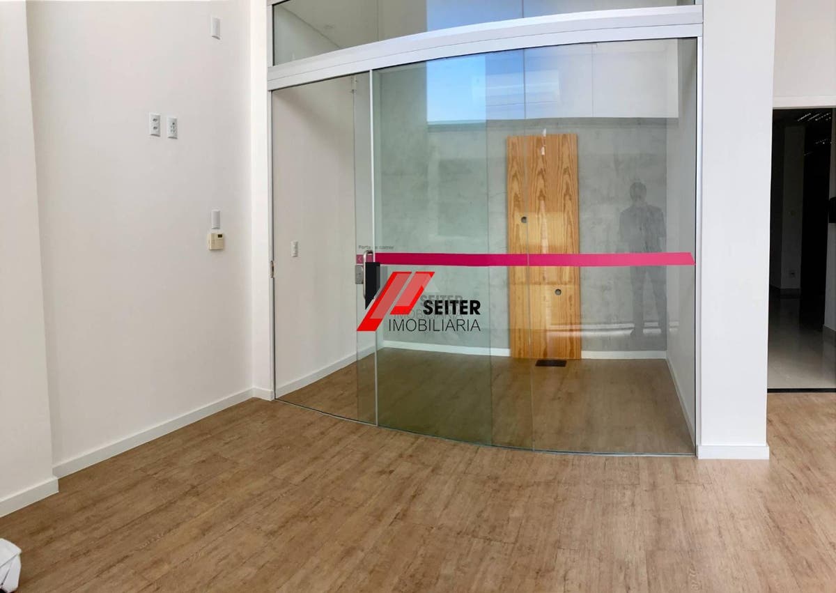 Sala comercial para locaçã no bairro estreito rua Doutor Heitor Blum