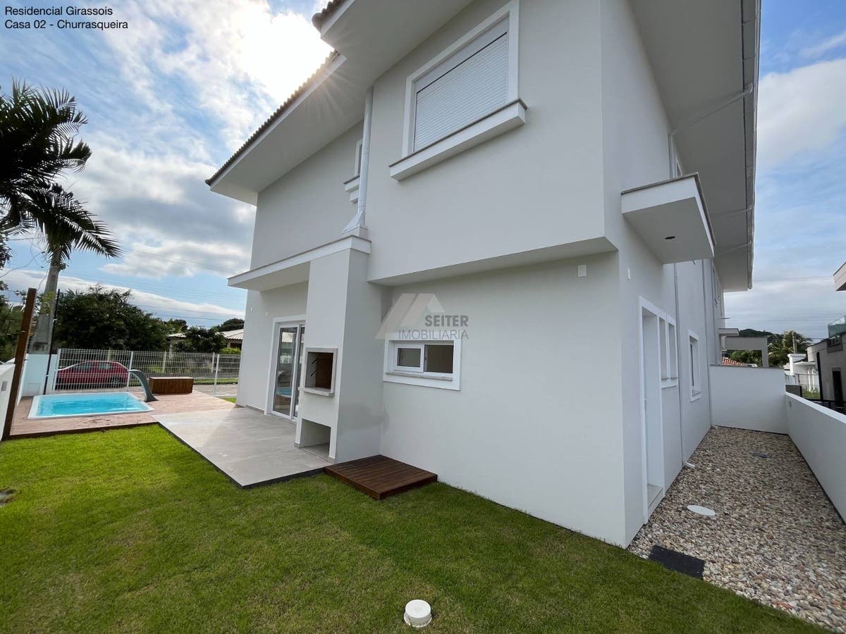Casa geminada a venda Praia da Daniela