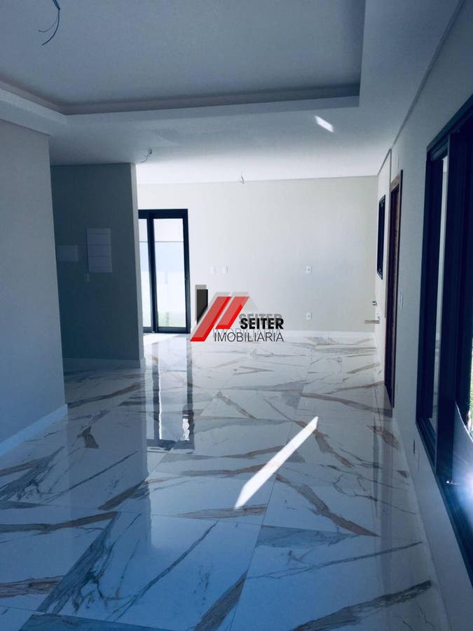 Casa a venda 3 dormitórios, sendo 3 suítes com 2 vagas de garagem em Localização privilegiada de santo Antônio de Lisboa