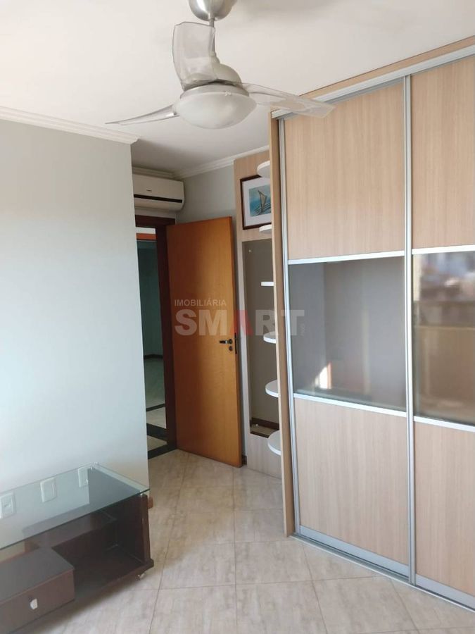 Apartamento 1 Suíte + 2 no Centro