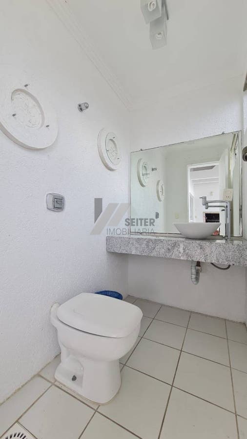 Cobertura com 2 quartos e 2 suítes em João Paulo, Florianópolis
