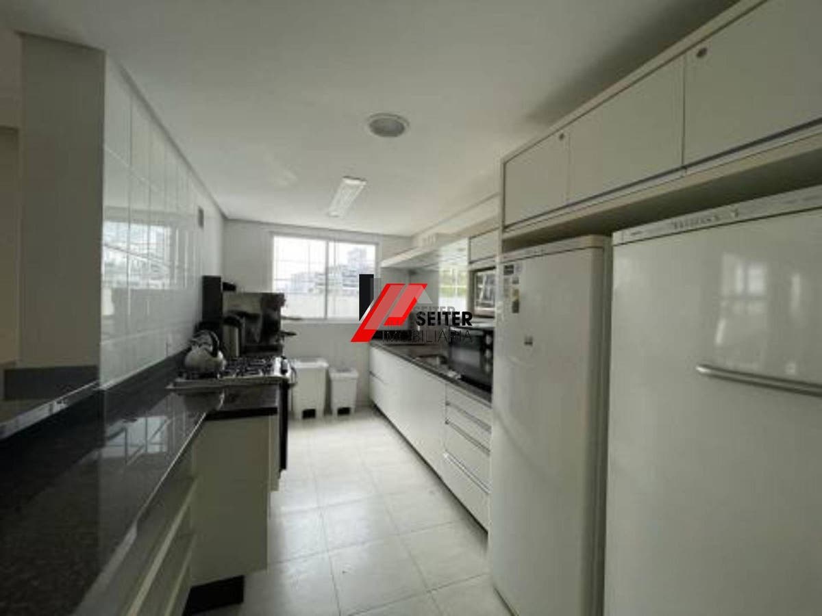 Apartamento a venda com 4 quartos trindade Florianópolis