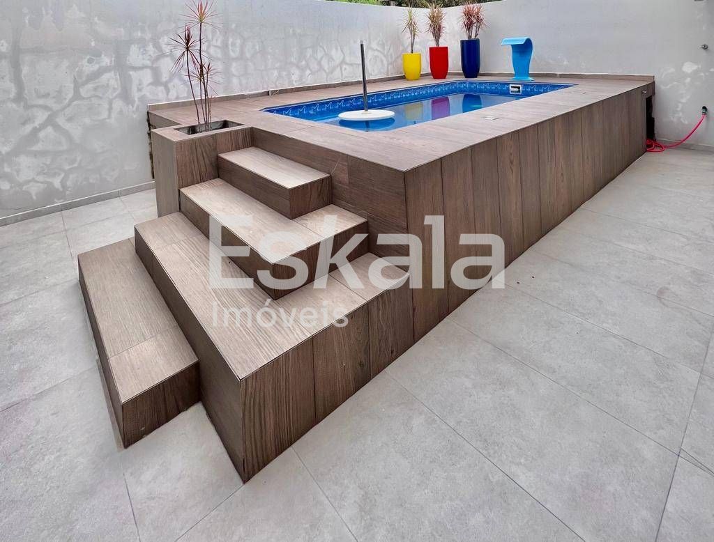 Casa semi - mobiliada com 01 suíte + 02 quartos e piscina amizade - jaraguá do sul
