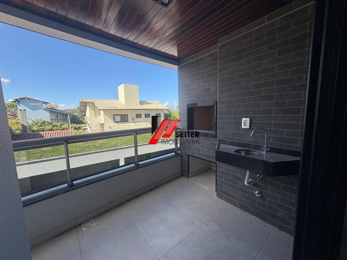 Apartamento a venda com suite no Campeche