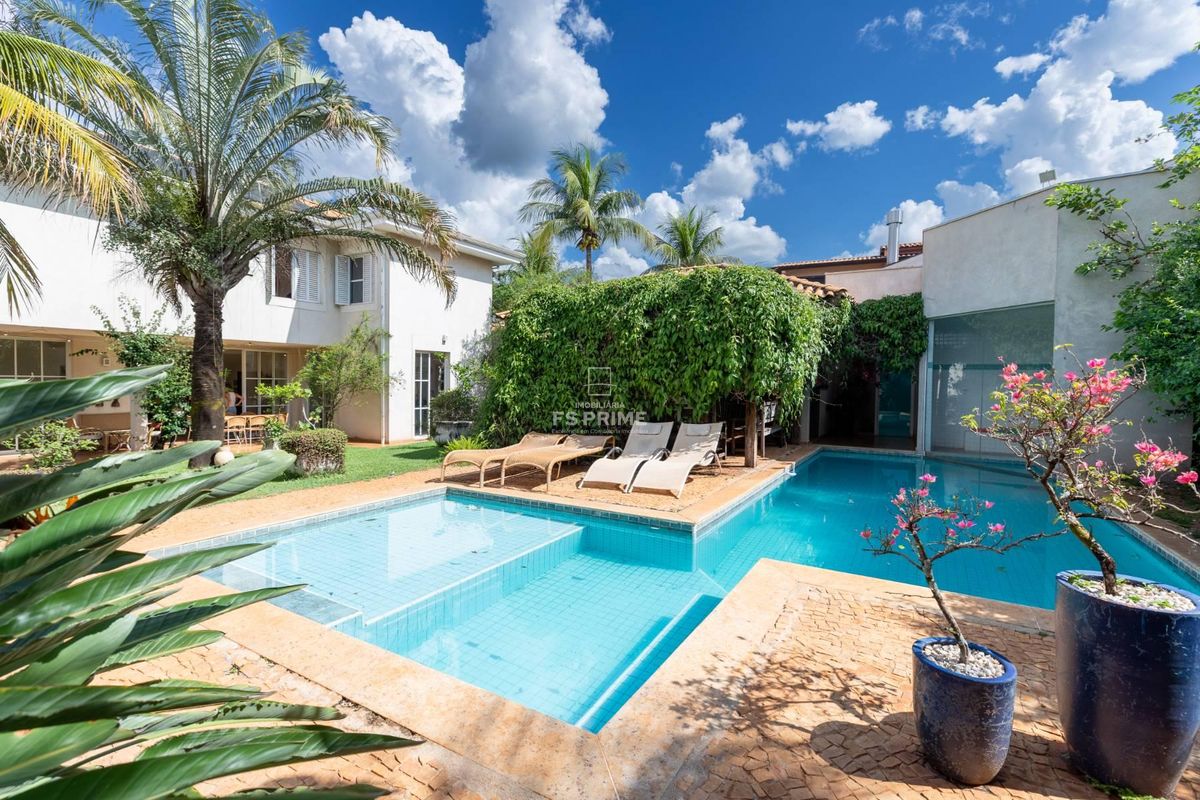 Casa sobrado de 407m² com 04 quartos sendo 02 suítes à venda em condomínio, Royal Park - Ribeirão Preto - Sp