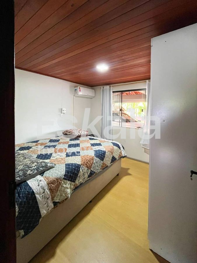 Casa Com 04 Quartos, Sendo 01 Suíte Com Closet Vila Lenzi - Jaraguá do Sul