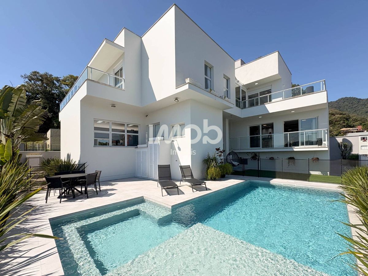 Casa, 3 quartos, 250 m² - Foto 17