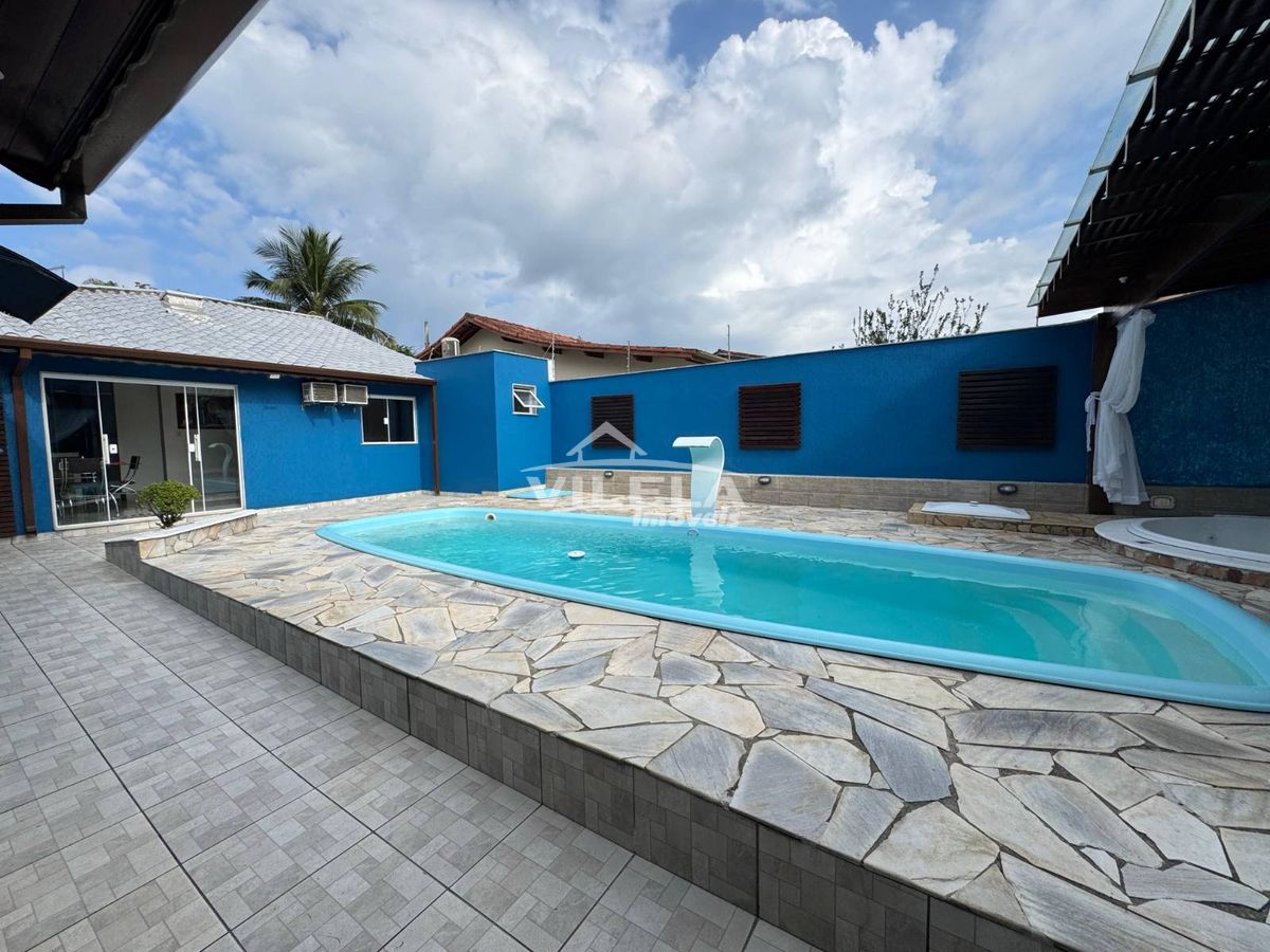 Belíssima casa no Britânia -Caraguatatuba-SP