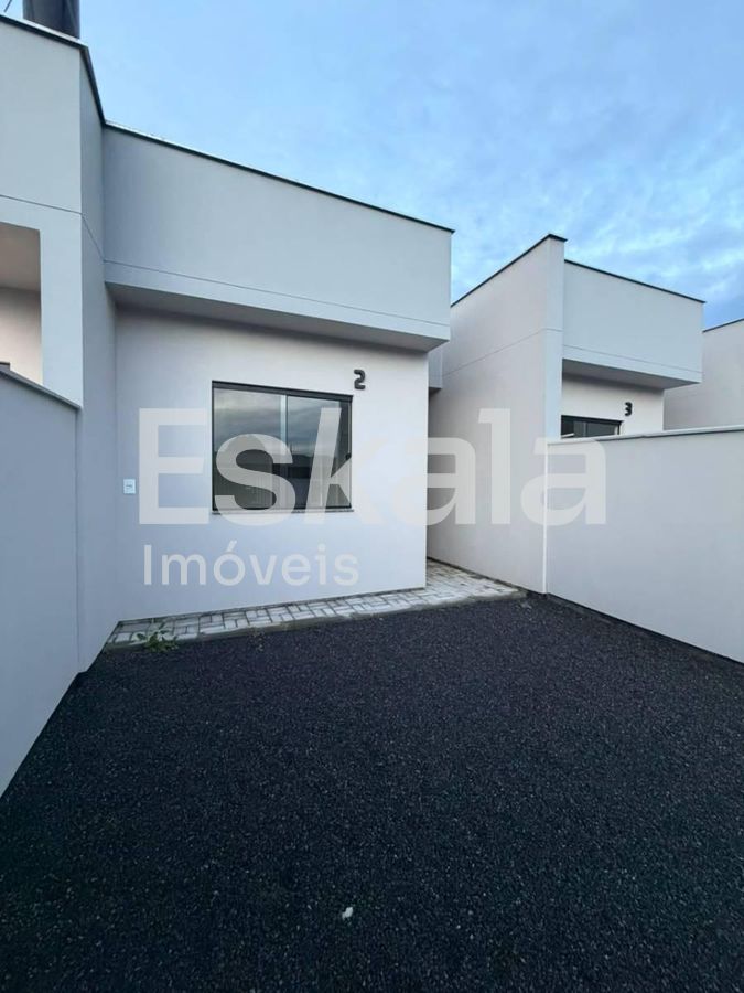 Casa, 2 quartos, 57 m² - Foto 1