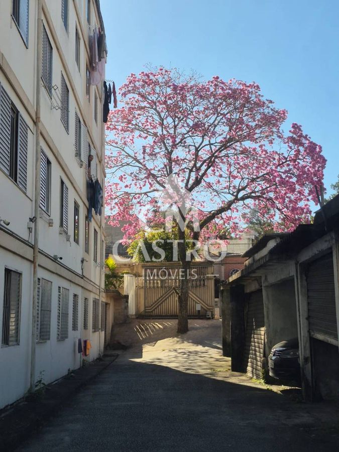 Apartamento 2 quartos em Conjunto Residencial José Bonifácio, São Paulo - Funcional e Prático