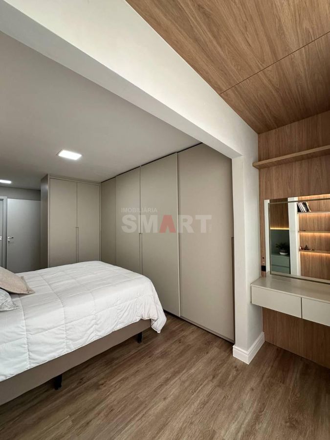 Geminado Mobiliado com 1 Suíte + 2 Quartos e Área de Festas Separada